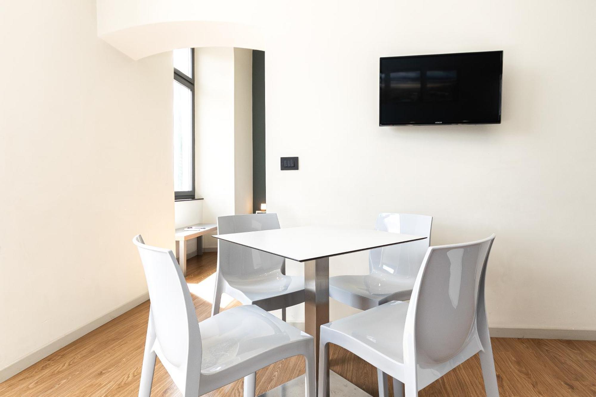 Pieno Centro - 3 Min Acquario Apartment *