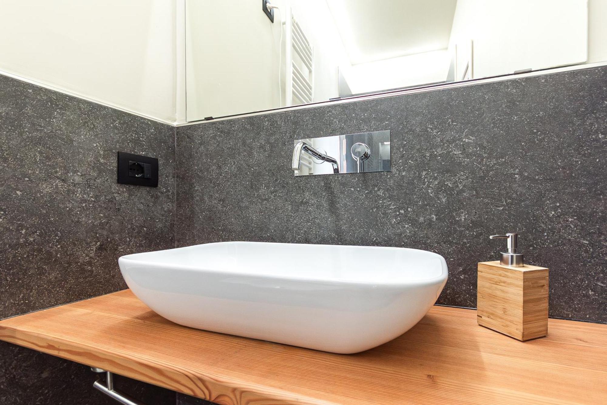 Pieno Centro - 3 Min Acquario Apartment Genoa